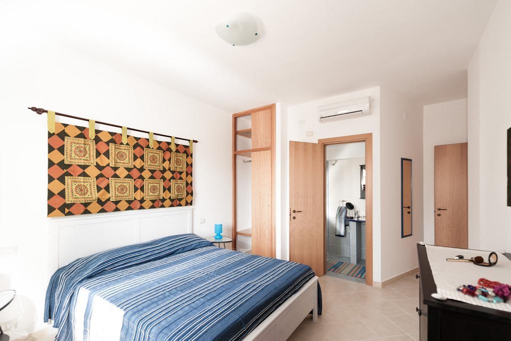 Livingapple Beach Минтурно Стая снимка