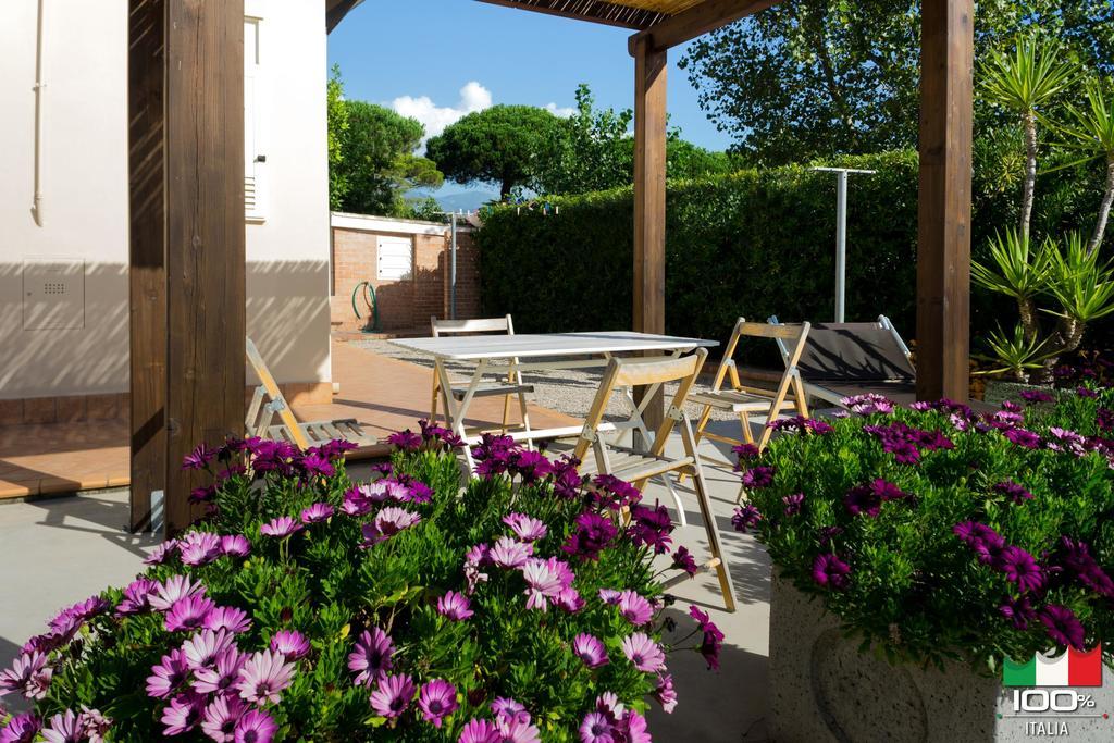 Livingapple Beach Минтурно Екстериор снимка