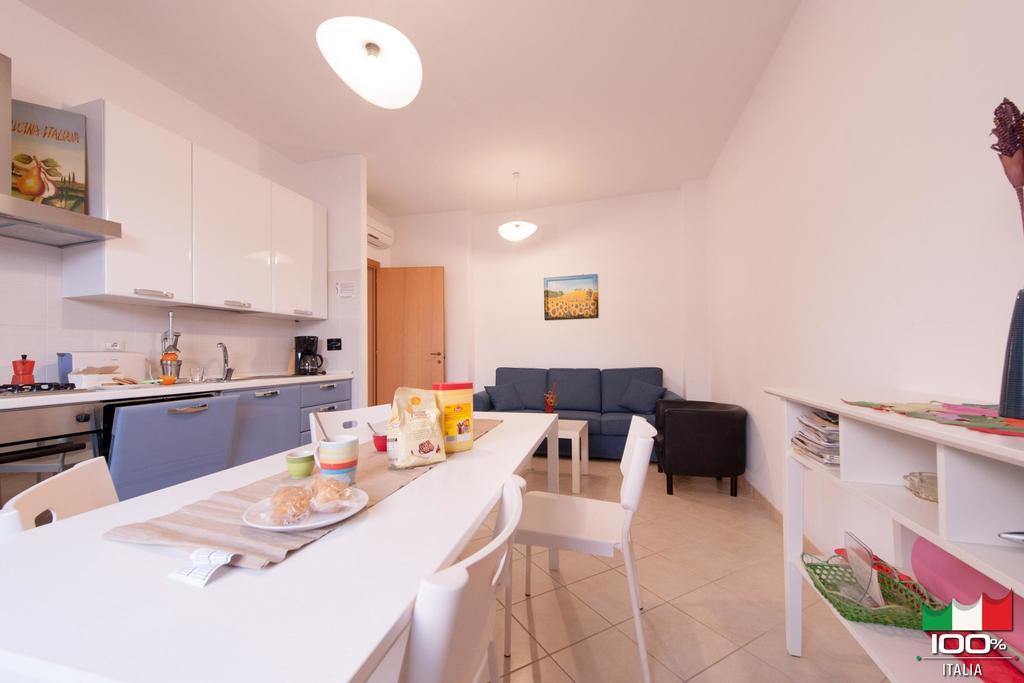 Livingapple Beach Минтурно Екстериор снимка