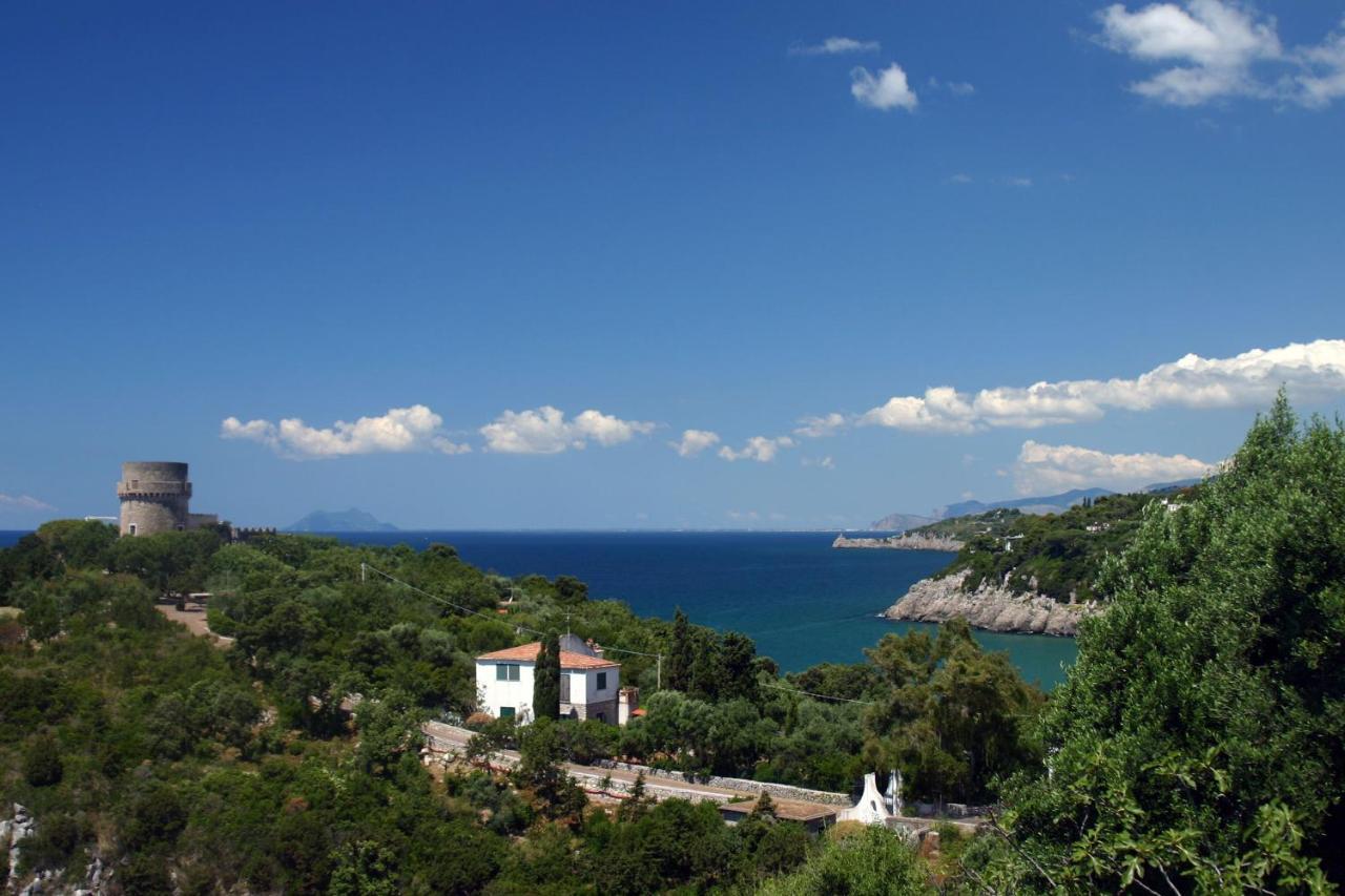 Livingapple Beach Минтурно Екстериор снимка